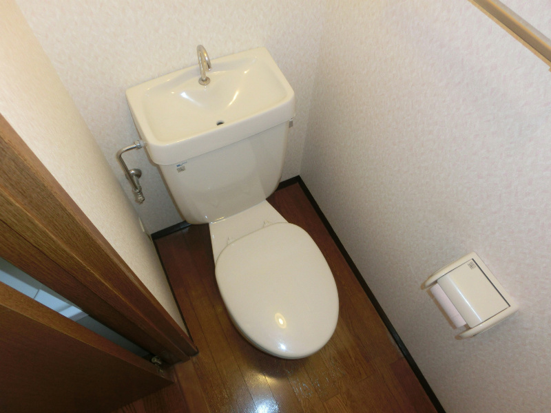トイレ　※同物件別号室参考写真