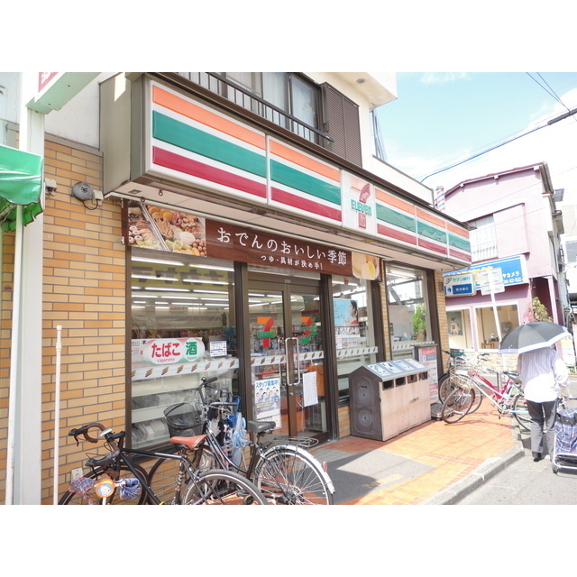 コンビニ　セブンイレブン（コンビニ）まで384m