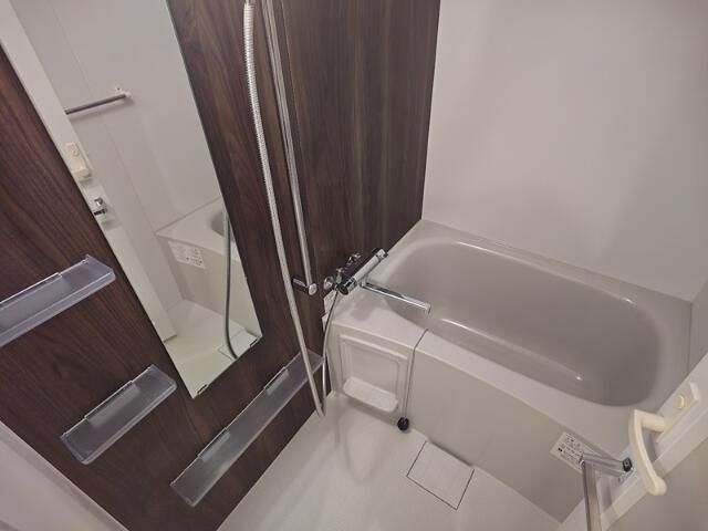 バス・シャワールーム　別部屋参考写真