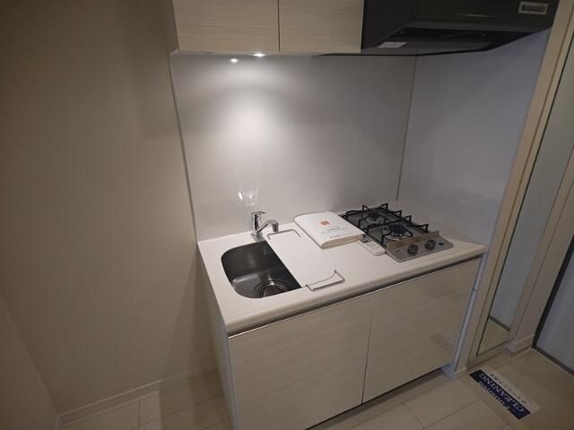 キッチン　※別部屋参考写真