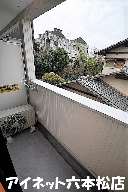 バルコニー　お洗濯物はこちらでどうぞ