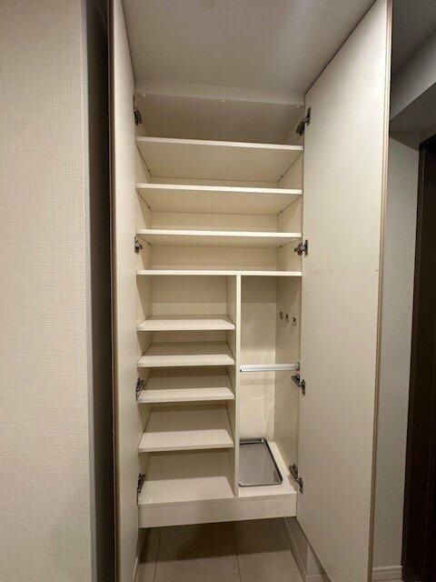 その他設備　シューズクローゼット
