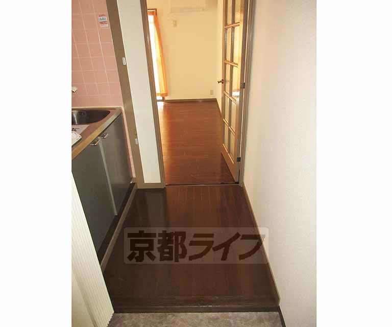 その他部屋・スペース　玄関先も広くて過ごしやすい！