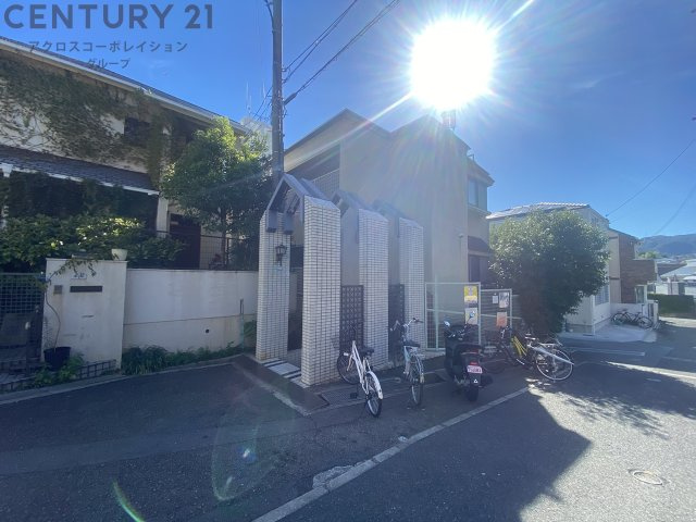 建物外観　オートロック付きで安心！