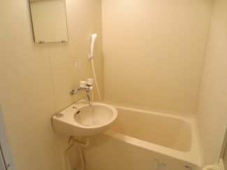 バス・シャワールーム　同物件別部屋