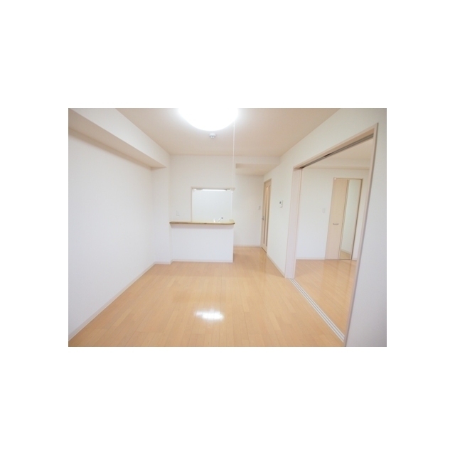 居室・リビング　※１０２号室参考