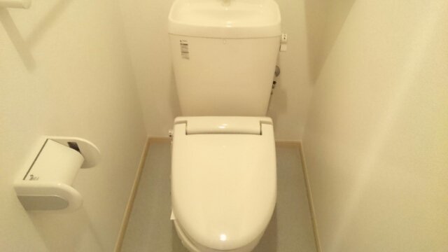 トイレ　シンプルで使いやすいトイレです