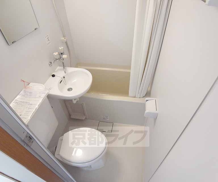 バス・シャワールーム　・お部屋探しは京都ライフまで・