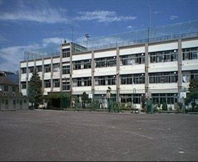 小学校　大田区立雪谷小学校（小学校）まで287m