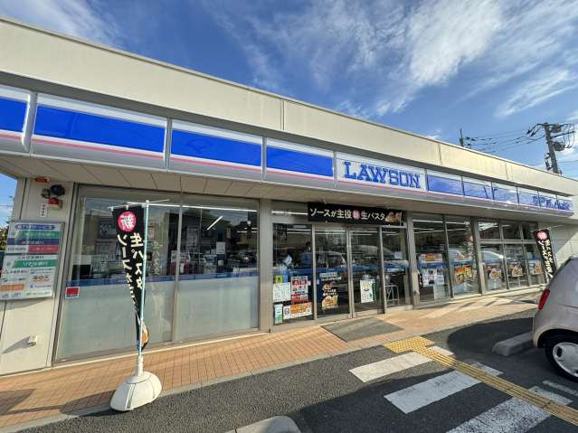 コンビニ　ローソン大門小入口店（コンビニ）まで915m