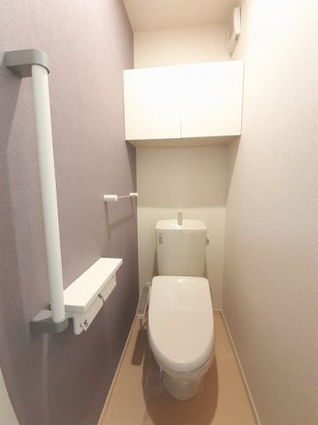 トイレ　コンパクトで使いやすいトイレです