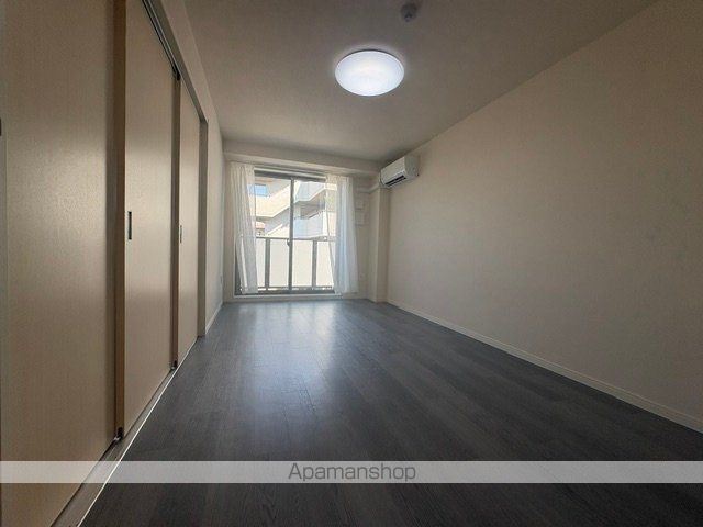 レアグランツ東難波Iの居間写真