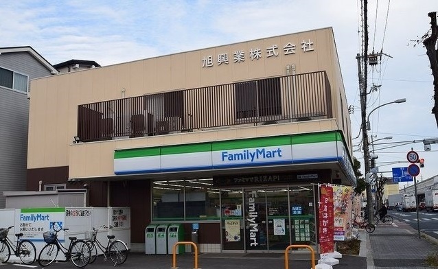 コンビニ　ファミリーマート尼崎下坂部店（コンビニ）まで140m