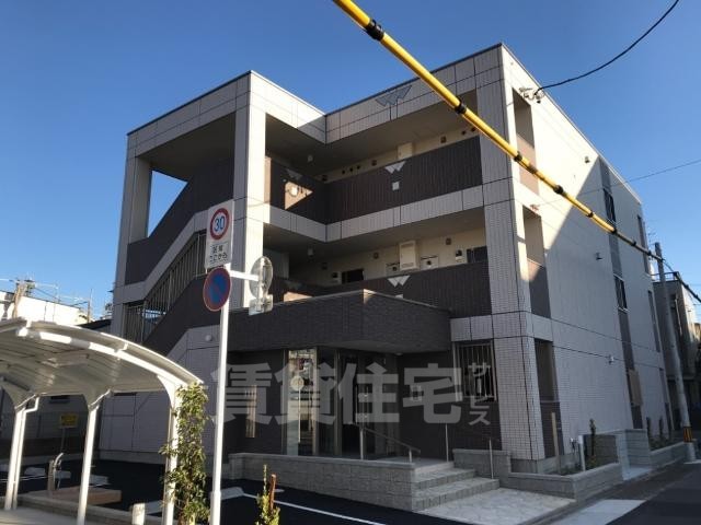 建物外観　外観写真（昼）