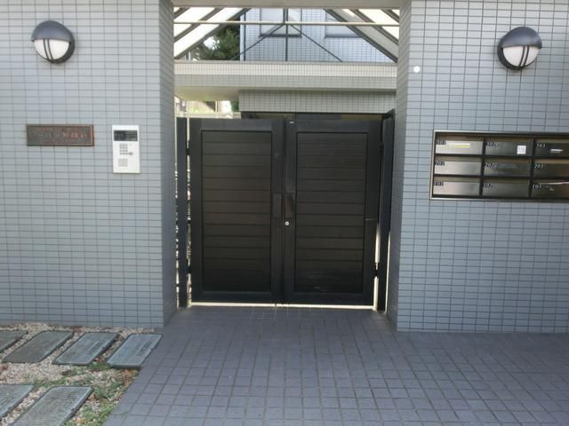 エントランス　★エントランスです★