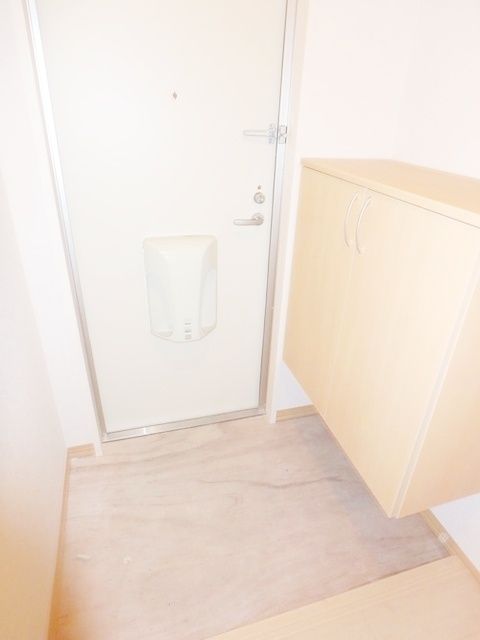 玄関　内見の予約先はタウンハウジング池袋東口店になります★★