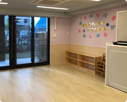幼稚園・保育園　キッズスマイル江東有明（幼稚園・保育園）まで80m