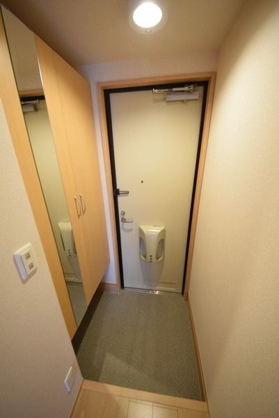 玄関　収納付き玄関