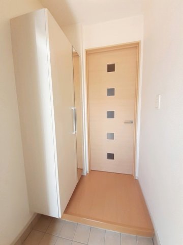 玄関　落ち着いた玄関です