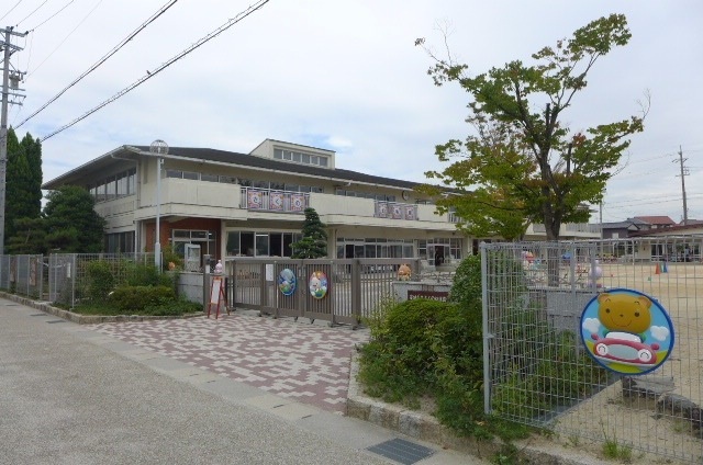 幼稚園・保育園　さくのこども園（幼稚園・保育園）まで588m