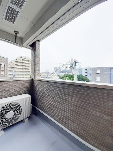 バルコニー