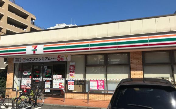 コンビニ　セブンイレブン北砂3丁目明治通り店（コンビニ）まで130m