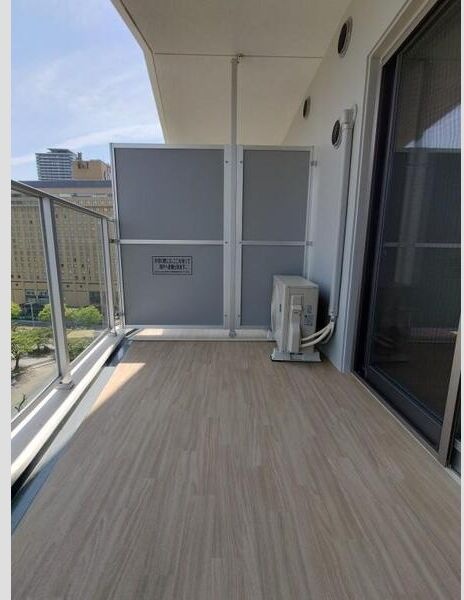 バルコニー　※写真は同じマンションの違う部屋のものになります。