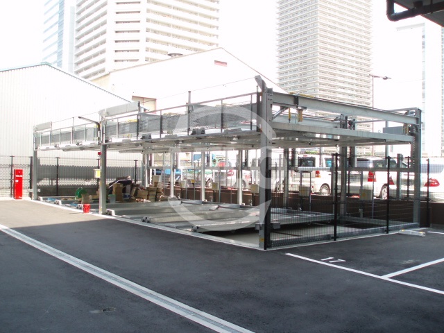 駐車場　KDXレジデンス難波　駐車場