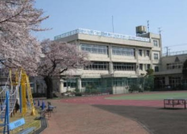 小学校　大田区立清水窪小学校（小学校）まで367m