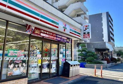 コンビニ　セブンイレブン 練馬高松4丁目店（コンビニ）まで369m