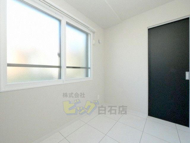 その他部屋・スペース　白を基調としたお部屋でオシャレな内装です♪