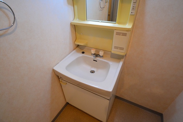 洗面設備　お問合せはシティホーム海田センター　082-821-2227