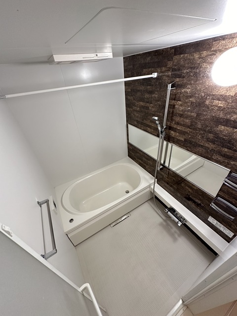 バス・シャワールーム　別部屋参考写真です