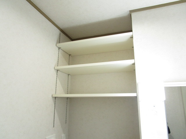 その他設備　★洗濯機上に棚有★