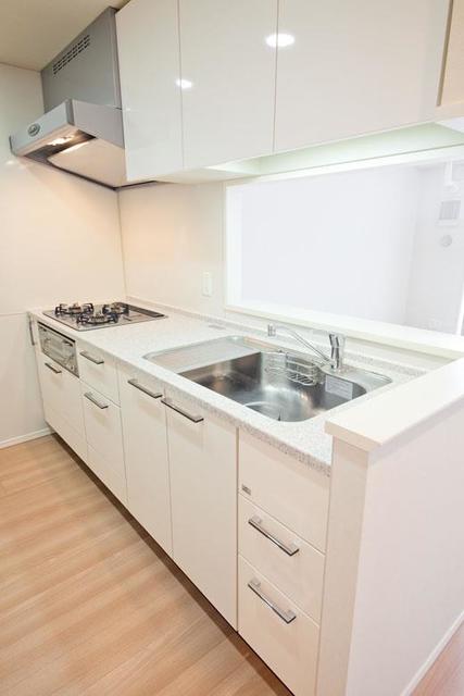 キッチン　※写真は同タイプ住戸です。