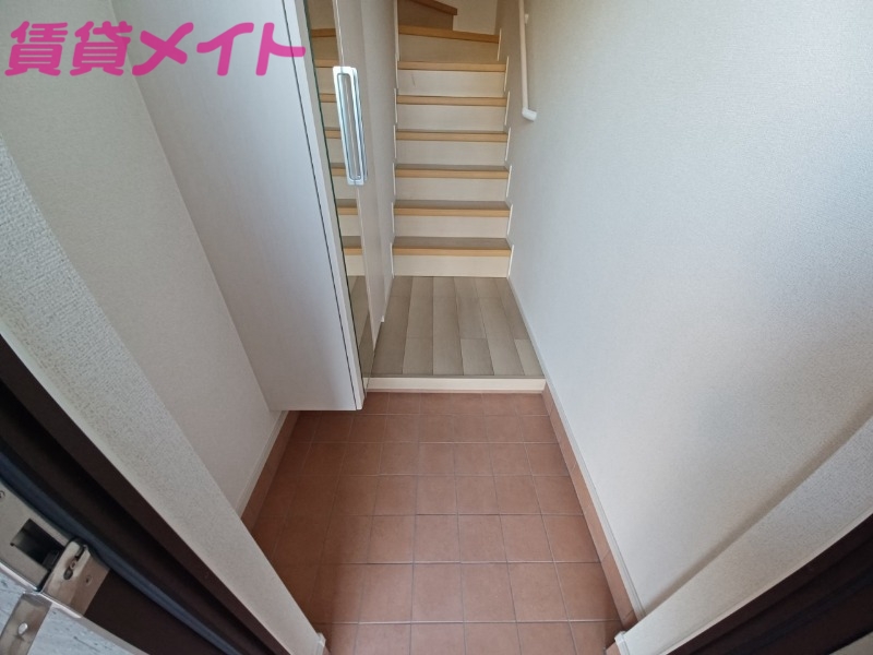 玄関　同タイプ画像参考