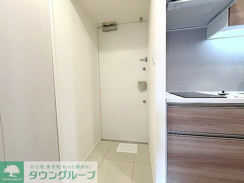 玄関　お部屋探しは株式会社　タウンハウジング　までお気軽にお問合…
