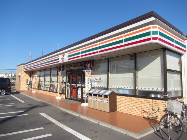 コンビニ　セブンイレブン鎌ケ谷富岡1丁目店（コンビニ）まで709m
