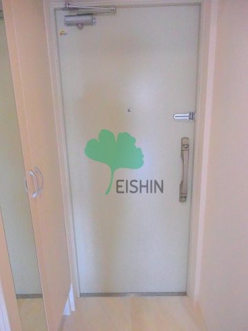 玄関　下駄箱もしっかりついてます！