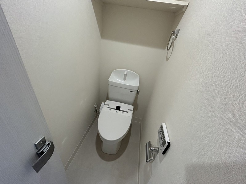 トイレ　505号室の写真です