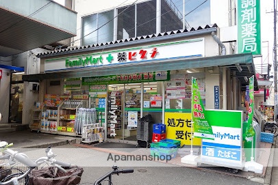 コンビニ　ファミリーマート薬ヒグチ亀戸東口店（コンビニ）まで311m