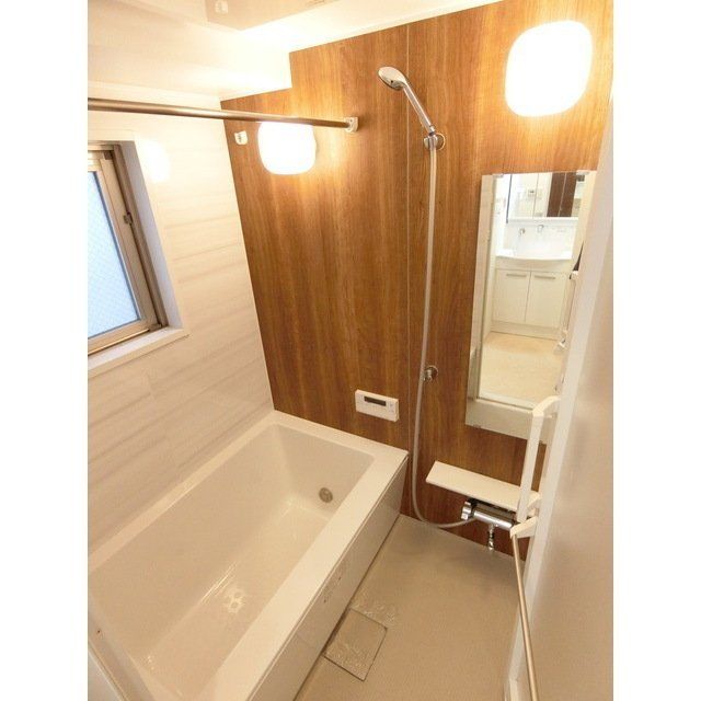 バス・シャワールーム　バス