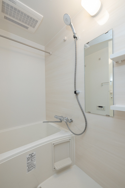 バス・シャワールーム　※写真は同タイプ住戸です。
