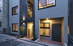 エントランス　毎日通るエントランスはこのようになっています
