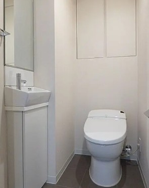トイレ　落ち着いたトイレです