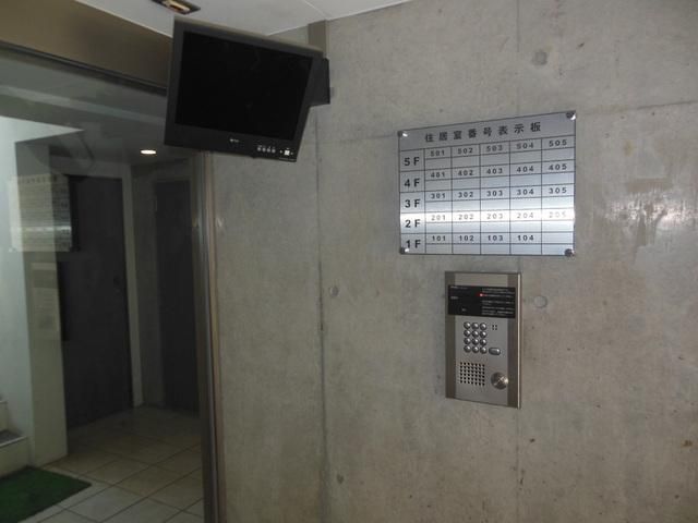 エントランス　★オートロックなので安心です★