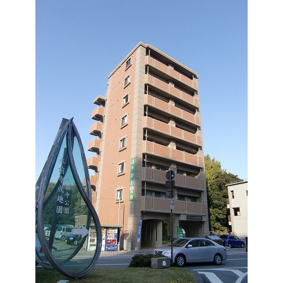建物外観　現状優先