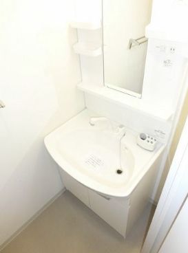 洗面設備　クアトロN