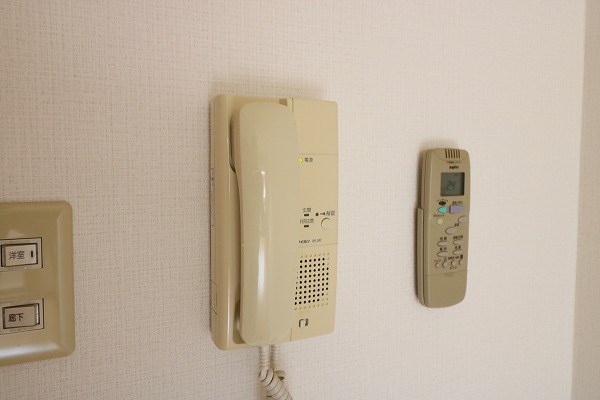 セキュリティ　インターフォン付き。突然の来客にも安心です。