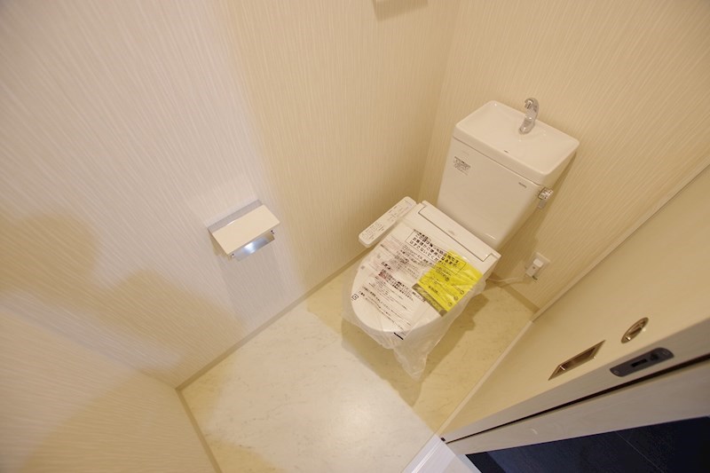 トイレ　※別号室の写真使用中